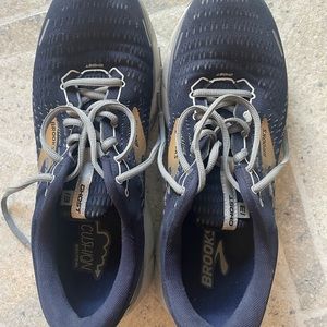 Men’s Ghost 13 size 10.5